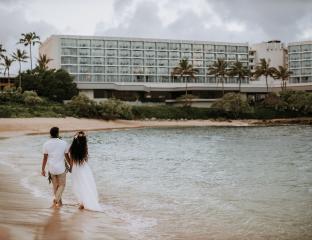 couple, beach, kuilima cove, wedding